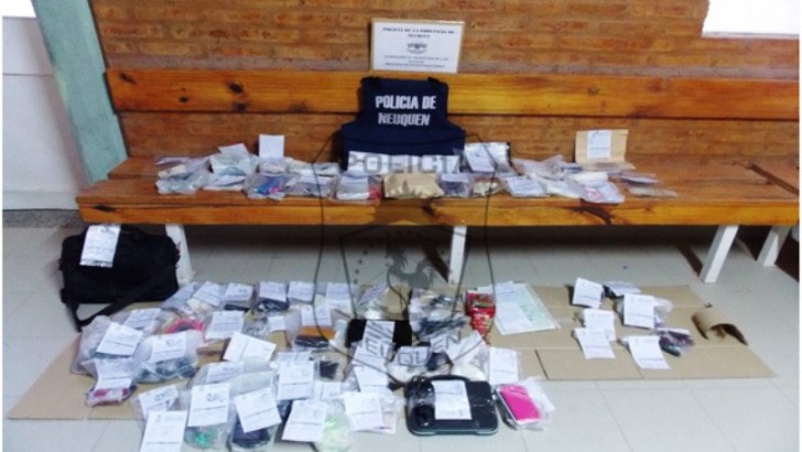 Rincón de los Sauces:  Incautan drogas y armas en allanamientos