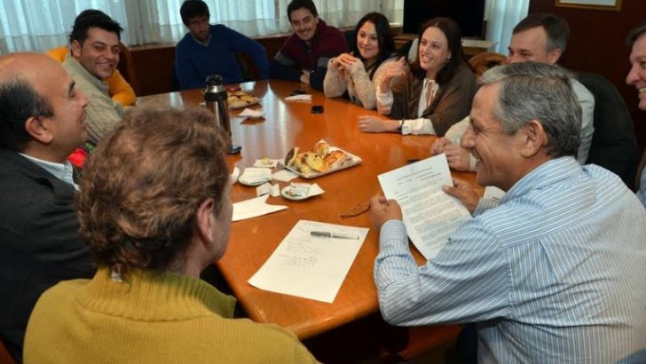 Quiroga explicó a concejales alcances de los acuerdos con Indalo y Pehuenche