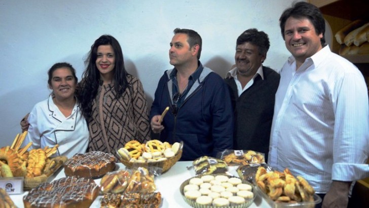 Inauguraron una panadería social en Valentina Norte