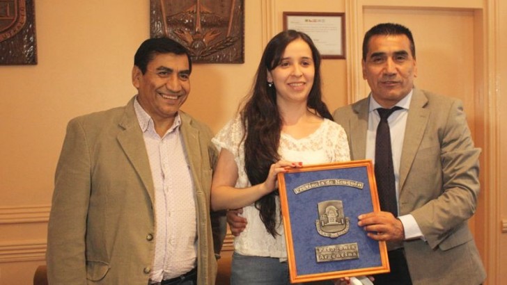 Cutral Co reconoció a Soledad Lagos, mejor promedio de la UNLP