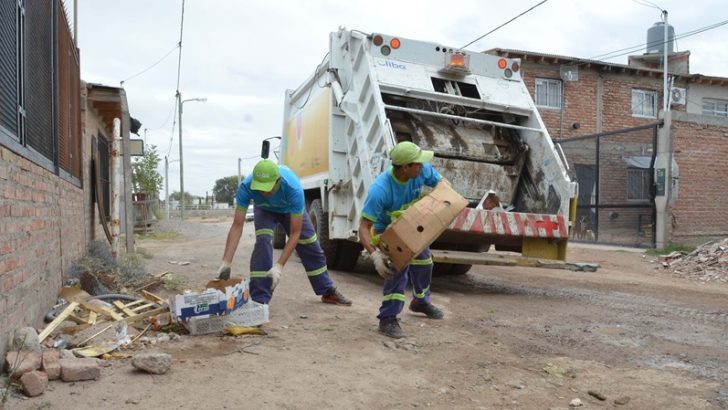 Suman a sectores de cuatro barrios al servicio de recolección de basura