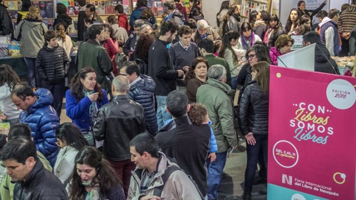 Más de 15 mil personas ya visitaron la cuarta edición de la Feria del Libro