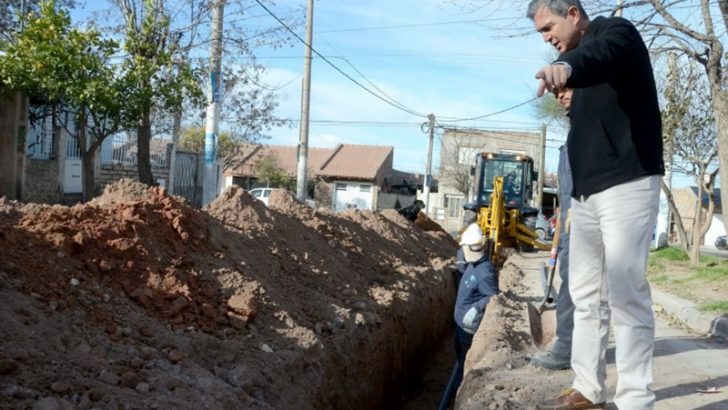 Para pavimentar Sapere, el municipio deberá cambiar la red cloacal del EPAS