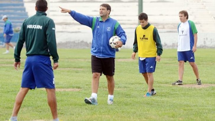 “Rafa” Sánchez Laudari dirigirá la escuela de fútbol municipal de Villa Pehuenia Moquehue