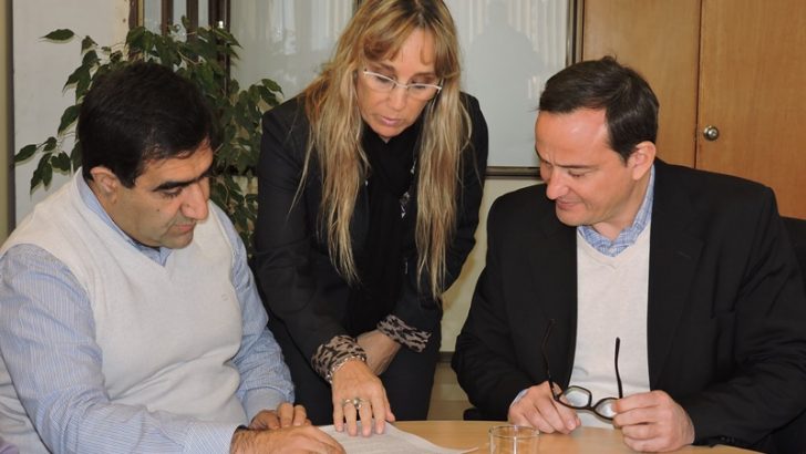 Municipio y Rentas firmaron convenio para evitar evasión tributaria y agilizar trámites
