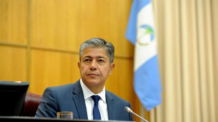Rolando Figueroa: “defenderemos a Neuquén como ya lo hicimos frente a la ola privatizadora de los 90”