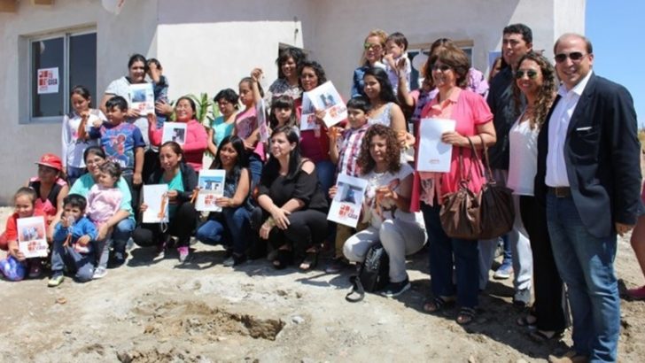 Veintisiete familias estrenan su casa propia en Zapala