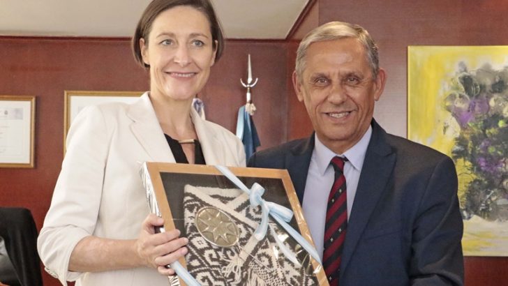 Quiroga recibió a la embajadora la Unión Europea Aude Maio-Coliche