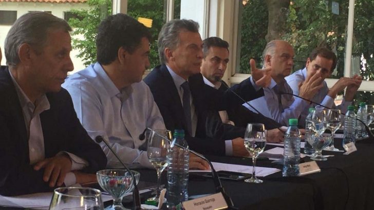 Quiroga, con el presidente Macri en Foro Federal de Ciudades