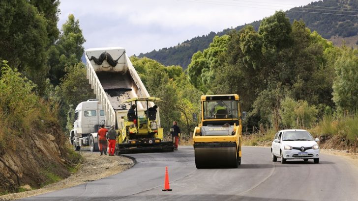 Se pavimentarán mil kilómetros y se construirán tres nuevos puentes en Neuquén
