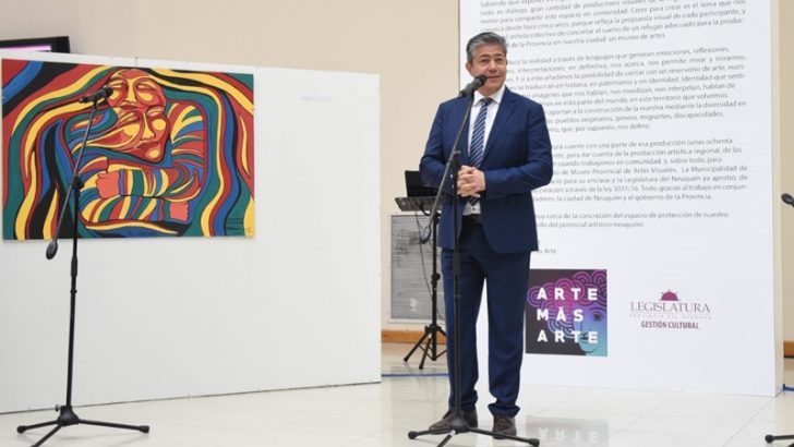 Rolando Figueroa en la muestra Arte+Arte: “debemos mostrar el trabajo de nuestros artistas en todos los rincones de la provincia”