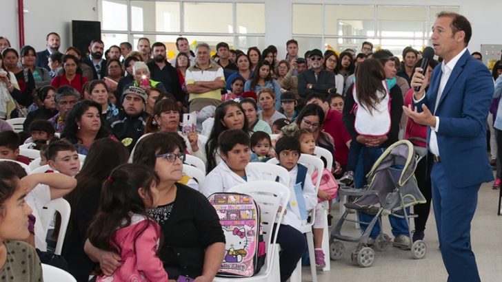 Gutiérrez inauguró el ciclo escolar y la nueva escuela en Colonia Nueva Esperanza