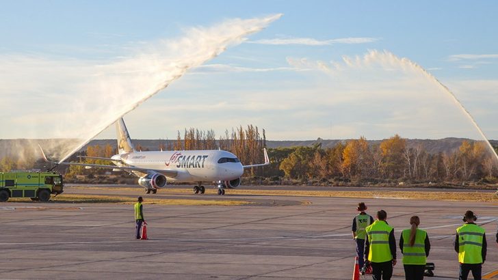 Gutiérrez inauguró los vuelos directos entre Neuquén y Salta