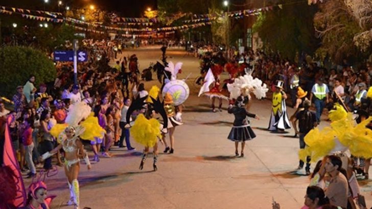 Centenario festeja el Carnaval este lunes y martes, a la vera de la Ruta 7
