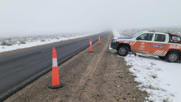 Por nevadas y lluvias, refuerzan controles en las rutas de Neuquén