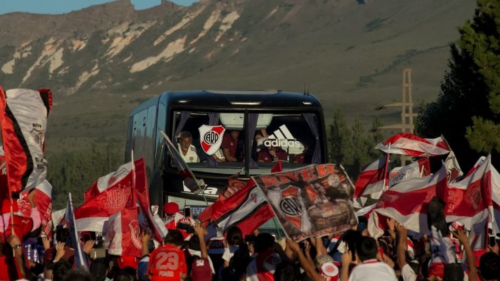 Neuquén se prepara para la llegada del plantel de River Plate