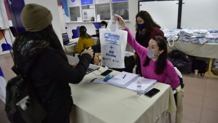Neuquén: Despacho favorable para la ampliación del kits, mochila y guardapolvo