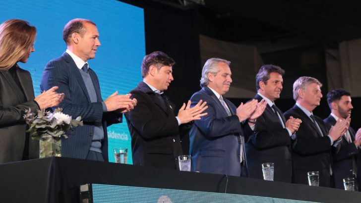 Se firmaron los contratos para la construcción del gasoducto Nestor Kirchner