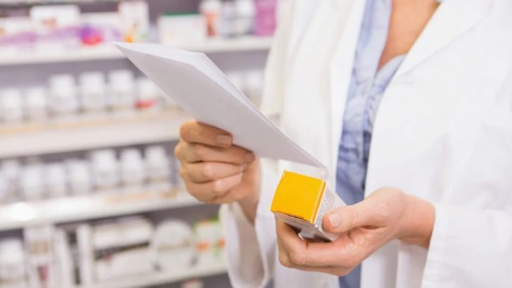 Tras un acuerdo con las farmacéuticas, el Gobierno continuará entregando medicamentos gratuitos a los afiliados del PAMI