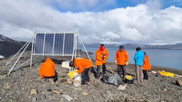 La OPTIC en la Antártida monitorea la actividad volcánica y brinda conectividad