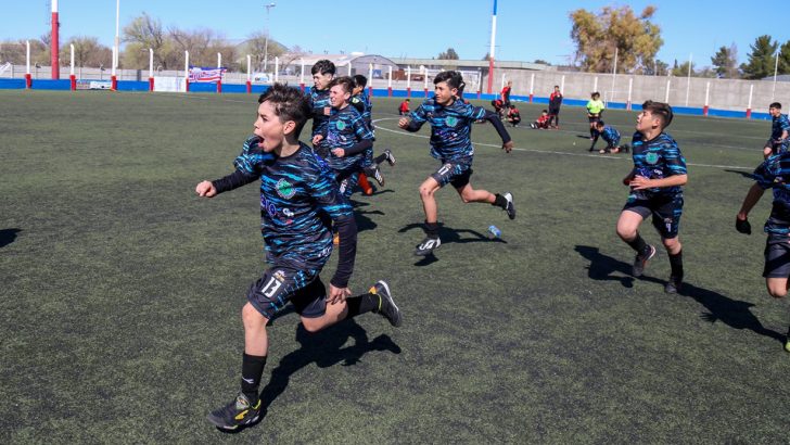 Junín de los Andes en fútbol Sub-14 y Chos Malal en básquetbol Sub-15, se clasificaron a los Juegos Evita