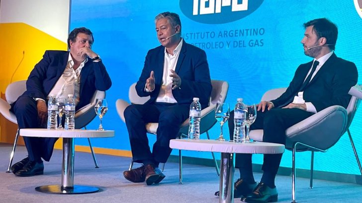Rolando Figueroa durante el Congreso de la IAPG: “Los patagónicos estamos dispuestos a defender nuestros recursos”